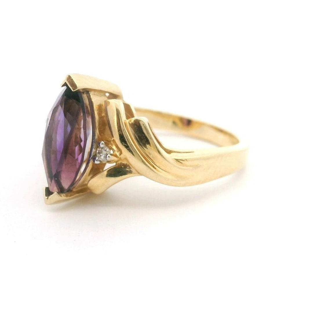 14k Yellow Gold 5.6g Amethyst and Diamond Ring Size 6.5