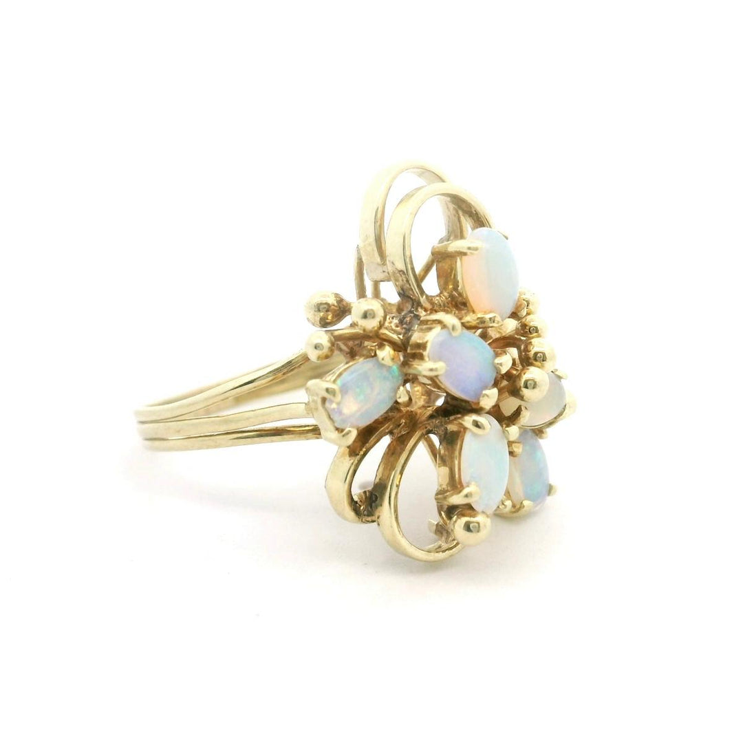 14k Yellow Gold and Opal 5.5g Ladies Floral Ring Size 6.25