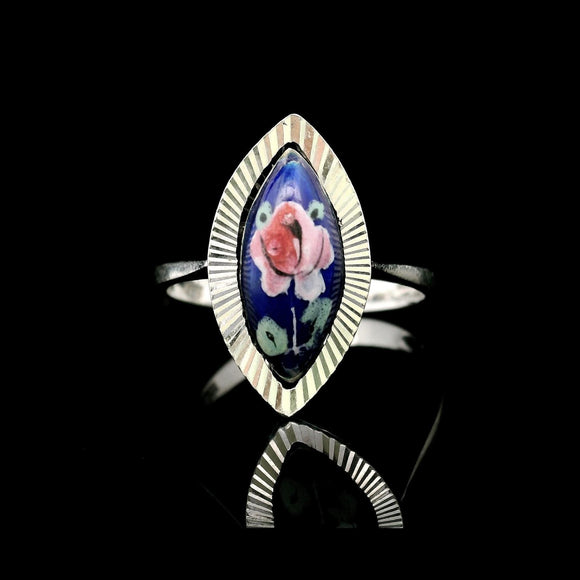 18k White Gold and Enamel Vintage Floral Ring Size 7.5