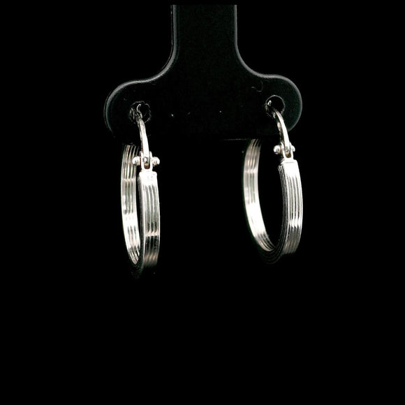 18k White Gold 1.2g Hollow Light Small Ribbed Hoop Earrings Italy