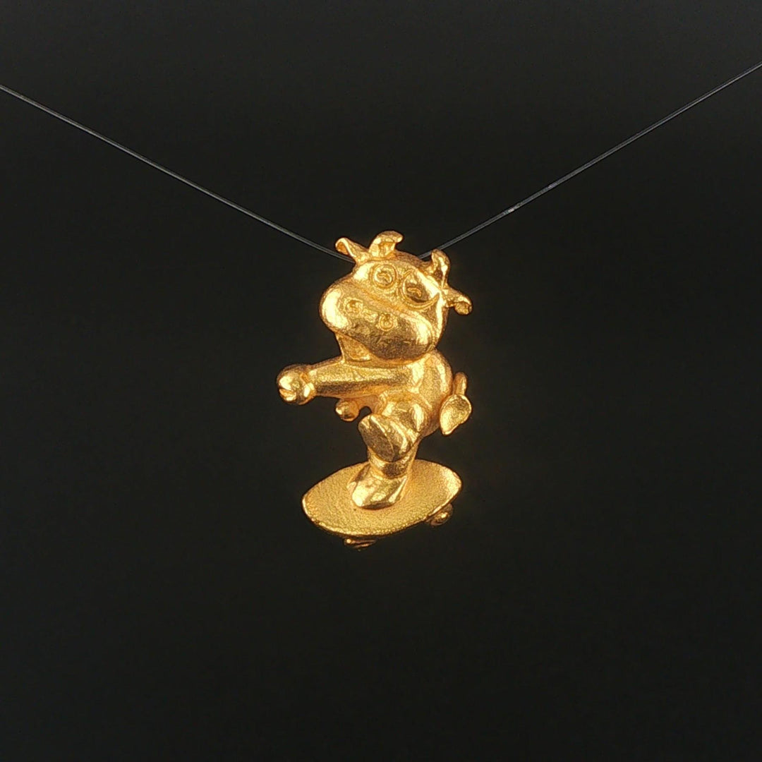 24k Pure Yellow Gold 5.2g Solid Pig on a Skateboard Pendant