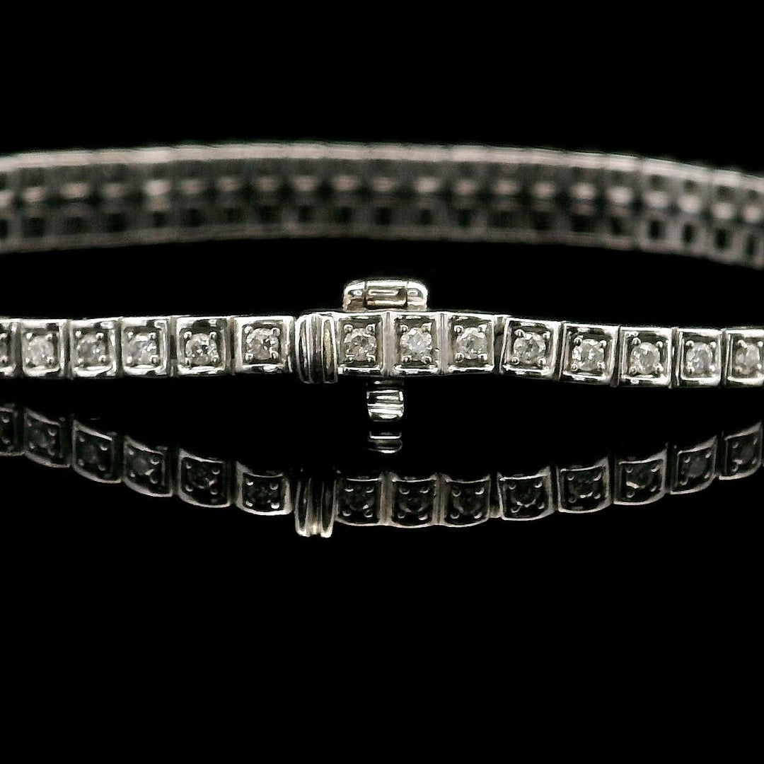 18k White Gold and Diamond 10.4g Vintage Link Bracelet 7.25"