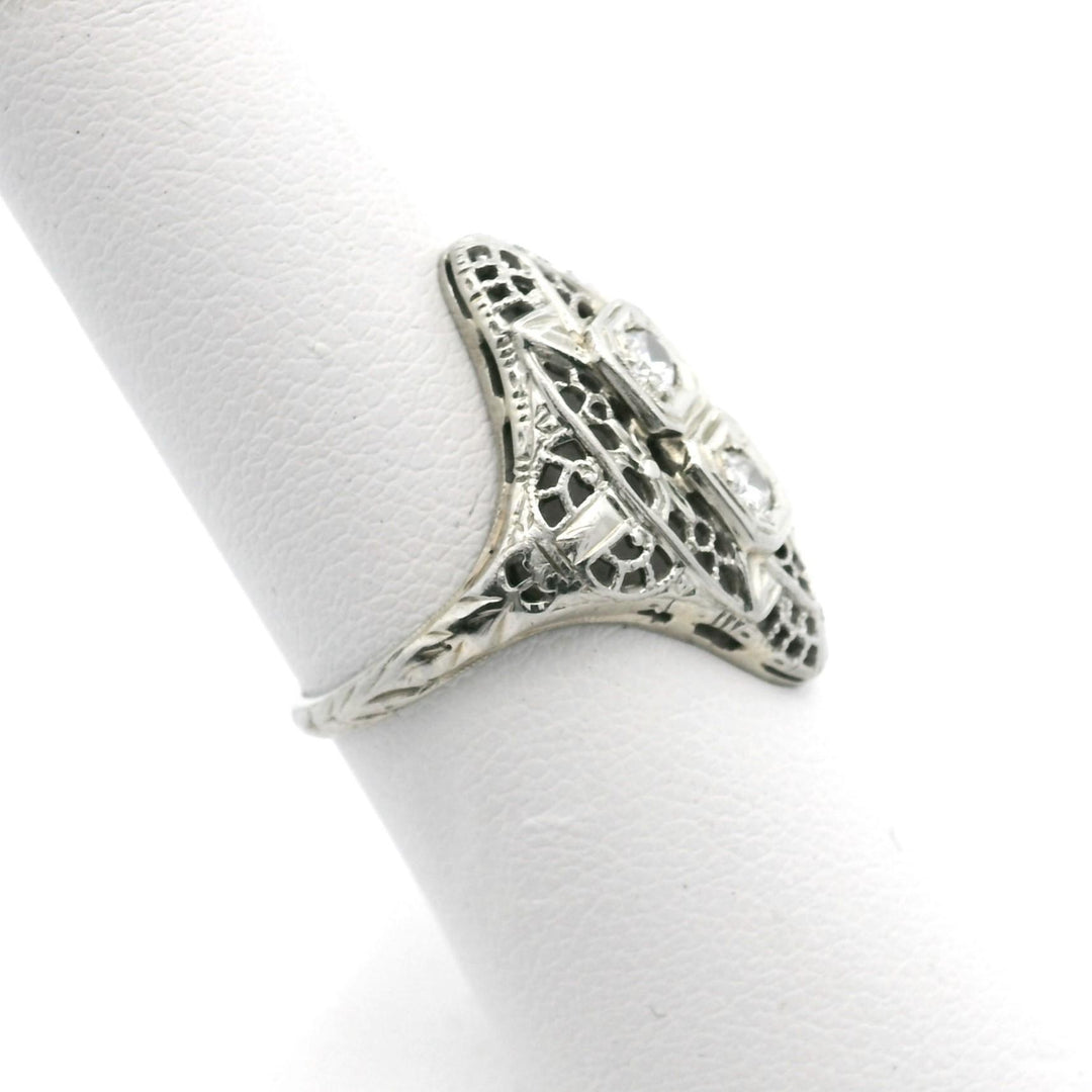 18k White Gold and Diamond Ladies Vintage Filigree Ring Size 5.75