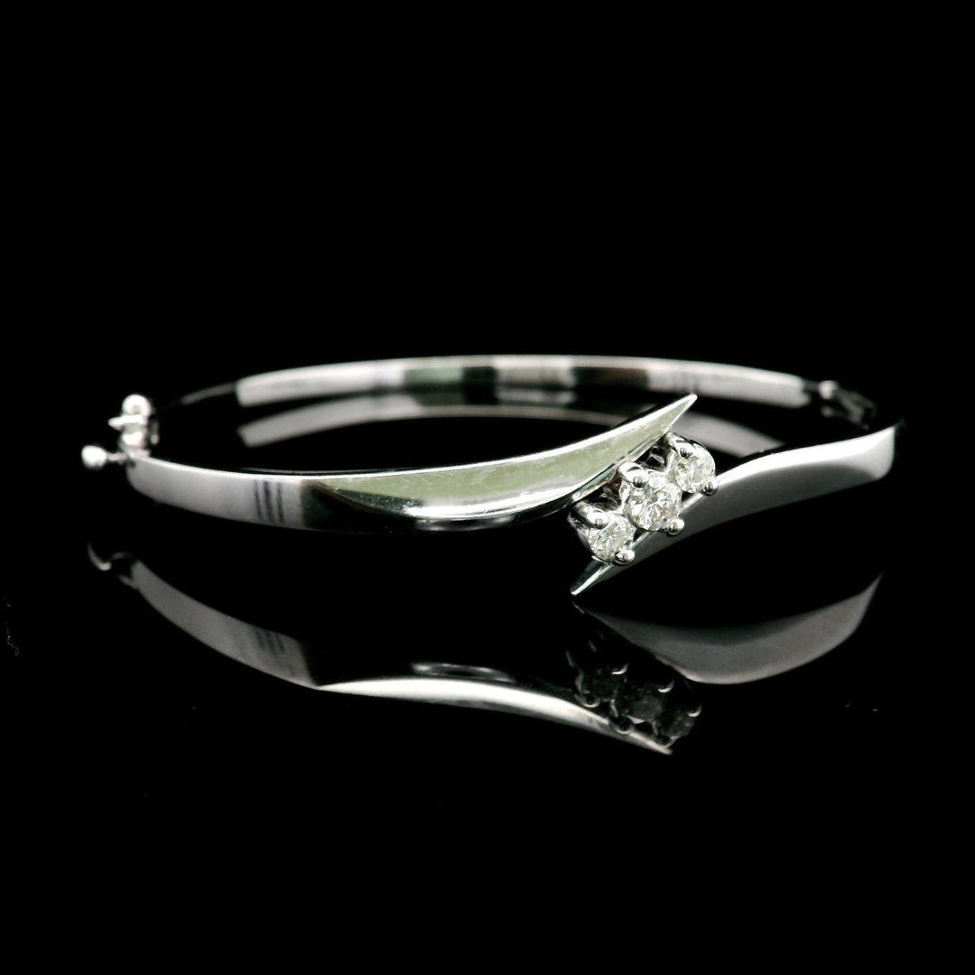 14k White Gold and Diamond 14.6g Solid Bypass Bangle Bracelet 7"