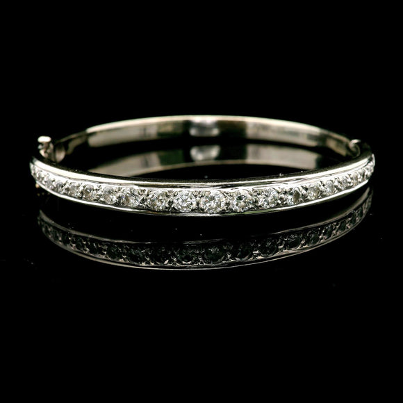 14k White Gold and 1cttw Diamond 25g Heavy Bangle Bracelet 6.5