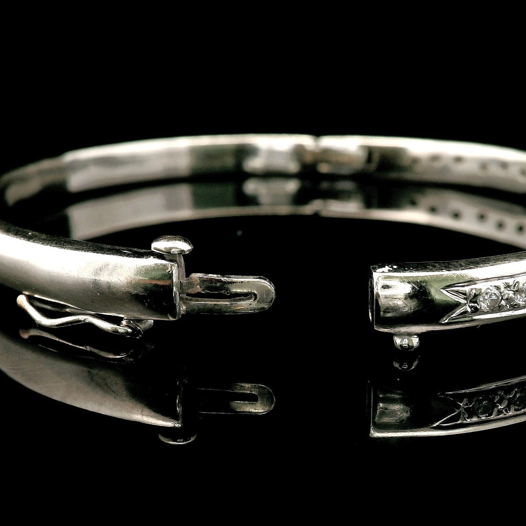 14k White Gold and 1cttw Diamond 25g Heavy Bangle Bracelet 6.5"