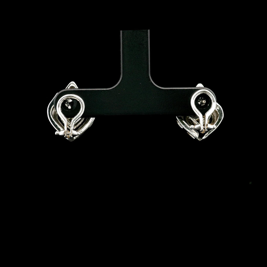 18k White Gold and 0.50cttw Diamond Heart Stud Earrings