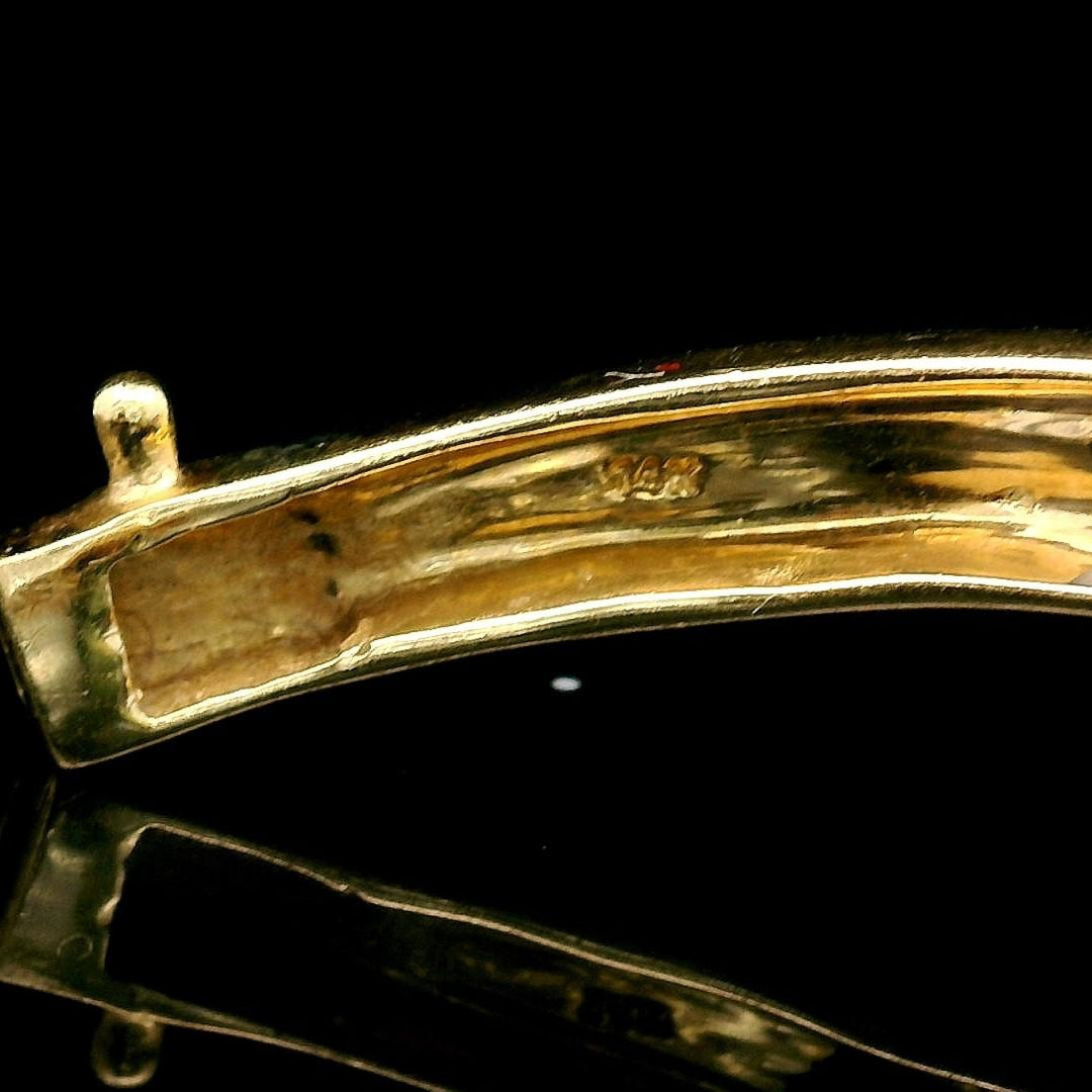 14k Yellow Gold and 1cttw Diamond Curved Bangle Bracelet 7.25"
