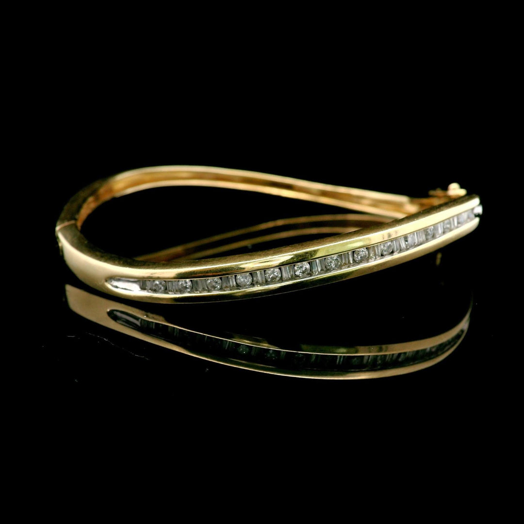 14k Yellow Gold and 1cttw Diamond Curved Bangle Bracelet 7.25"