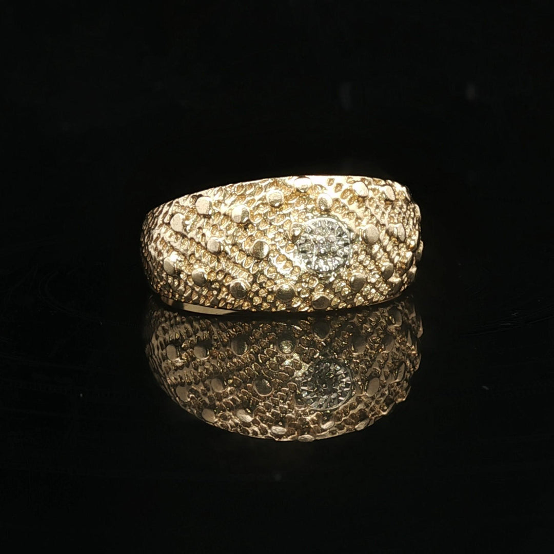 14k Yellow Gold and Diamond Vintage Band Ring Size 7
