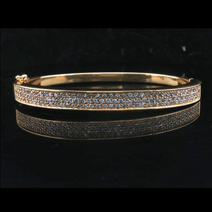 18k Yellow Gold and 2cttw Diamond 30.7g Solid Heavy Bangle Bracelet 6.75"