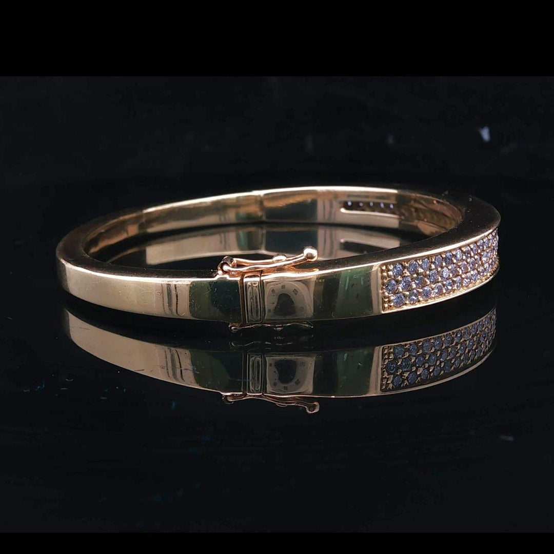 18k Yellow Gold and 2cttw Diamond 30.7g Solid Heavy Bangle Bracelet 6.75"