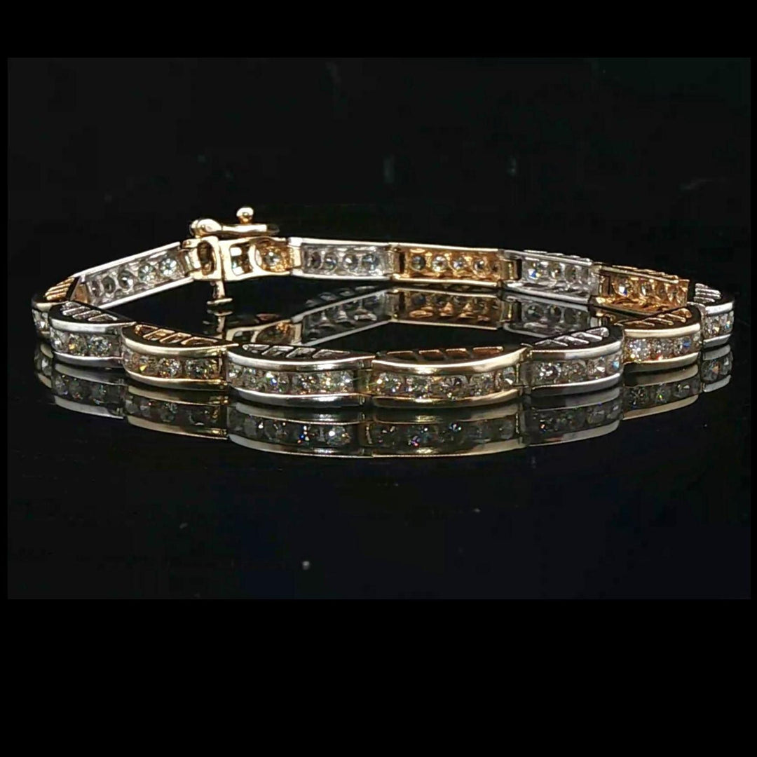 14k Yellow and White Gold 3cttw Diamond Curved Link Bracelet 7.25"