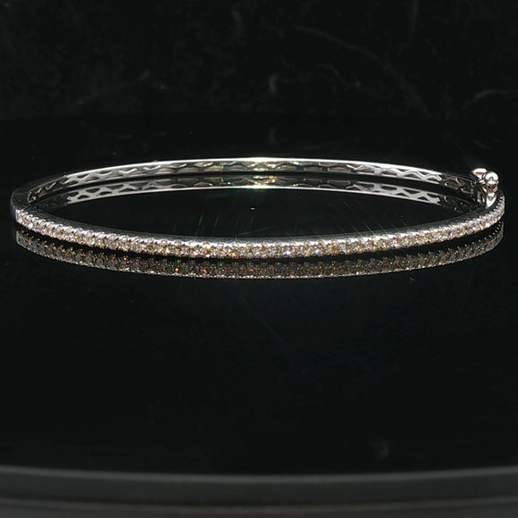 14k White Gold and Diamond 7.5g Bangle Bracelet 6.75