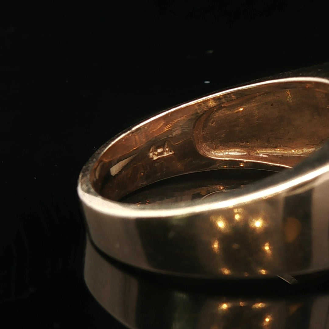 14k Yellow Gold and 0.25cttw Diamond Solid Men's Ring Size 9.5