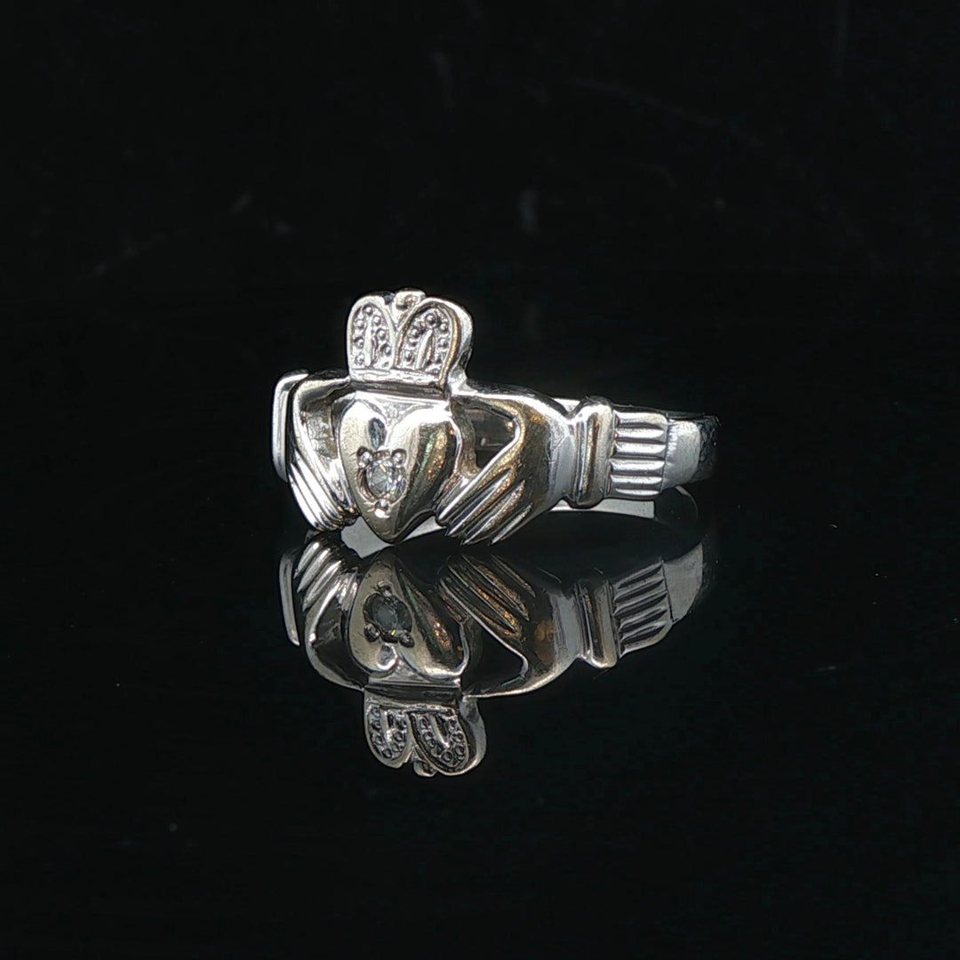 14k White Gold and Diamond 5.8g Claddagh Ring Size 12
