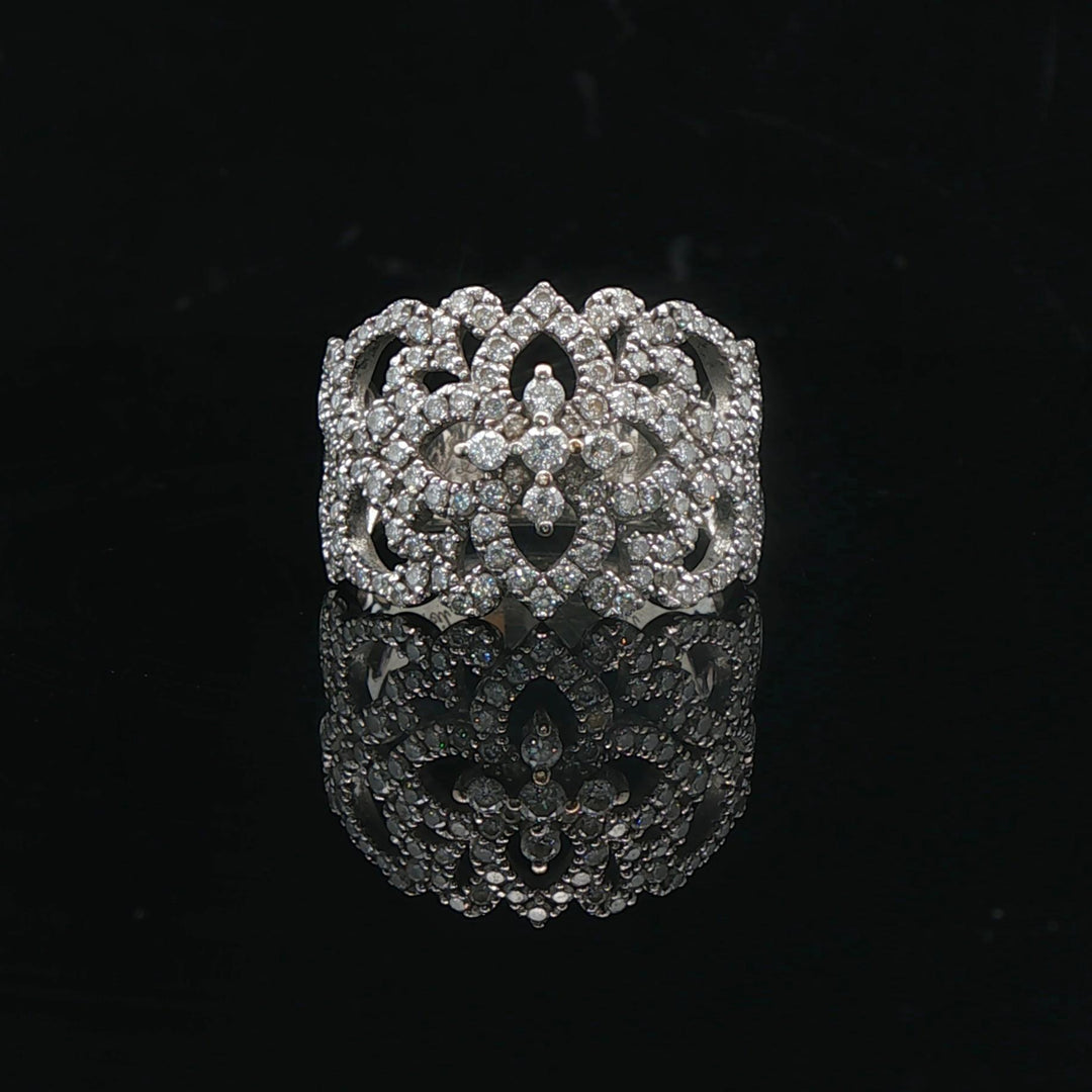 Neil Lane 14k White Gold and 1.75cttw Diamond Ladies Fancy Band Ring Size 6.5