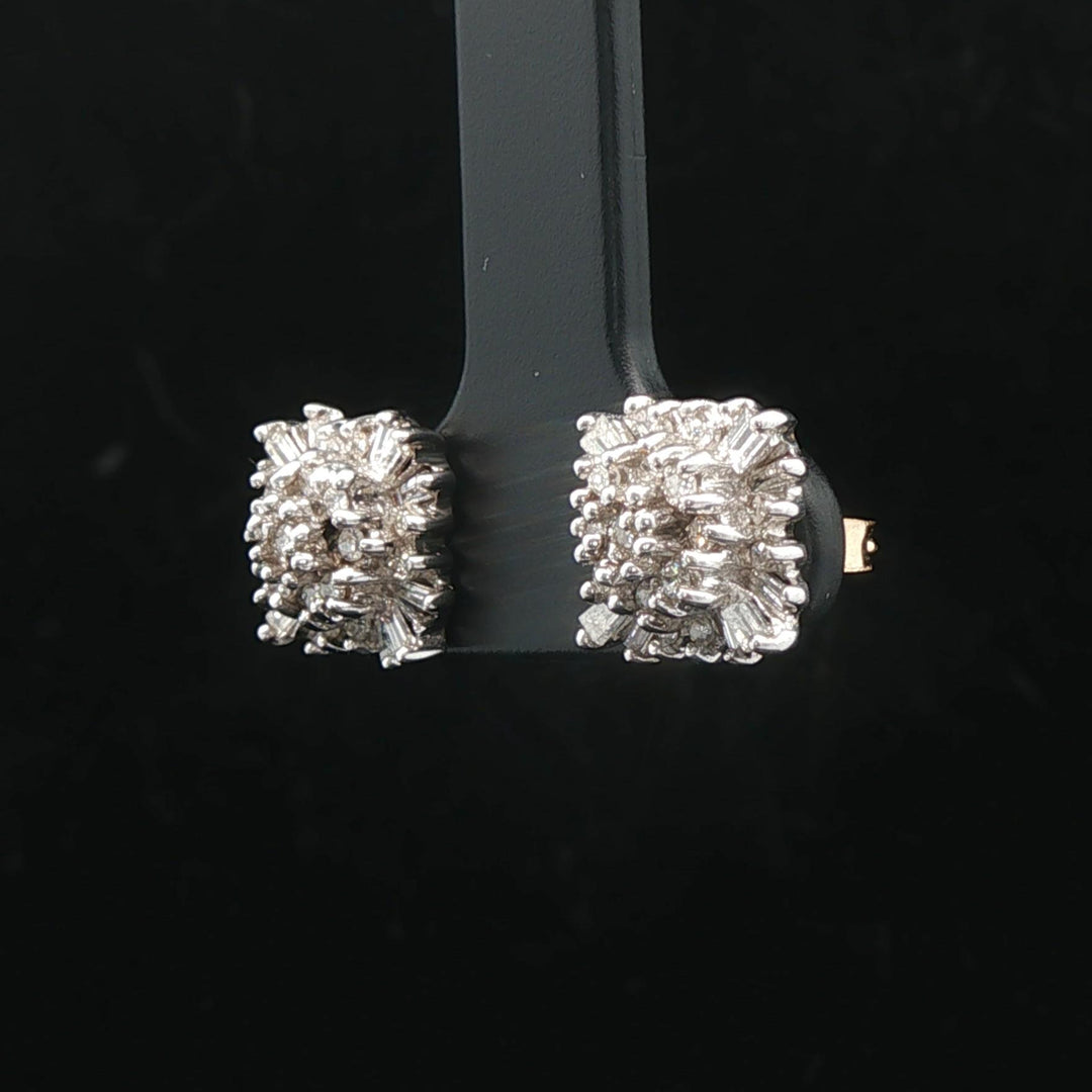 14k White and Yellow Gold 1cttw Diamond Vintage Square Cluster Stud Earrings