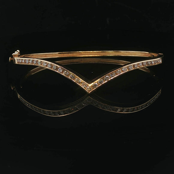 14k Yellow Gold and 1cttw Diamond Solid V Bangle Bracelet 6.5