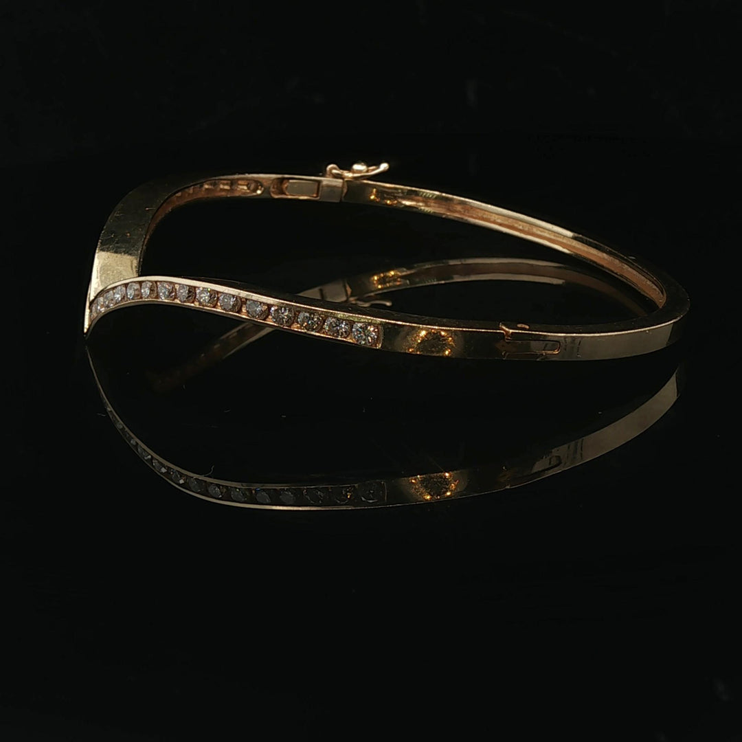 14k Yellow Gold and 1cttw Diamond Solid V Bangle Bracelet 6.5"