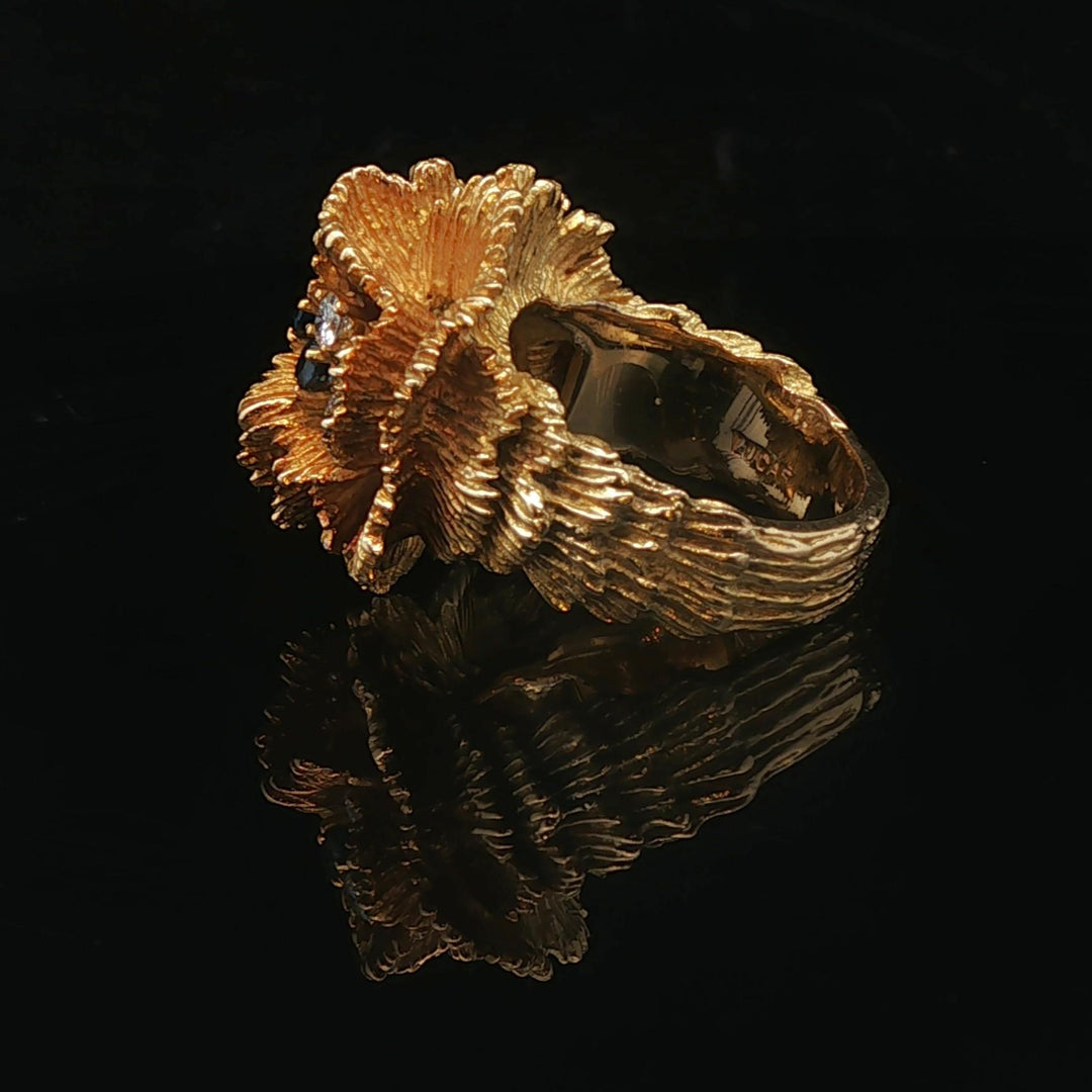 18k Yellow Gold Sapphire and Diamond Heavy Vintage Floral Ring Size 7