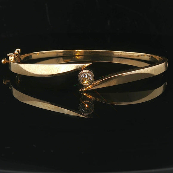 14k Yellow Gold and 0.25ct Bezel Set Diamond Bypass Bangle Bracelet 7