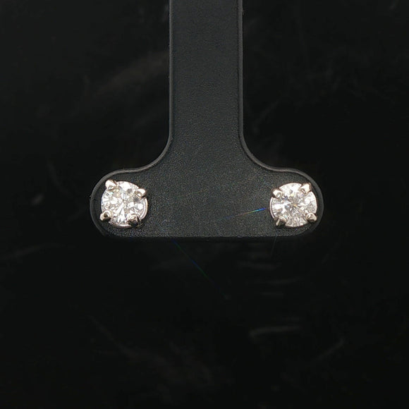 14k White Gold and 0.60cttw Diamond Stud Earrings