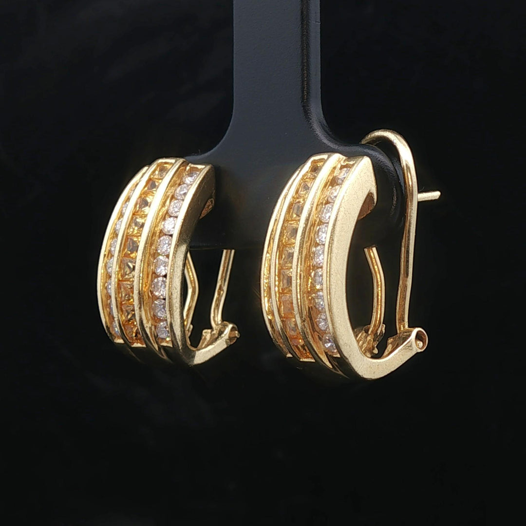 18k Yellow Gold 6.8g Diamond and Yellow Sapphire Huggie Earrings