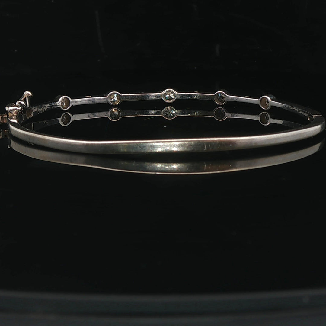 14k White Gold and Bezel Set Diamond Station Bangle Bracelet 7"