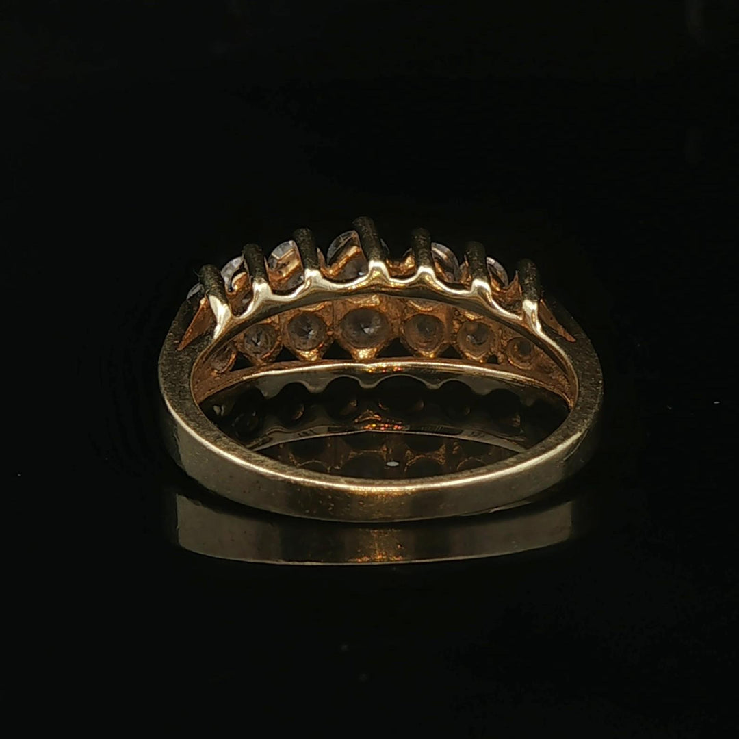 14k Yellow Gold and 1cttw Diamond Vintage Ladies Cluster Ring Size 6.5