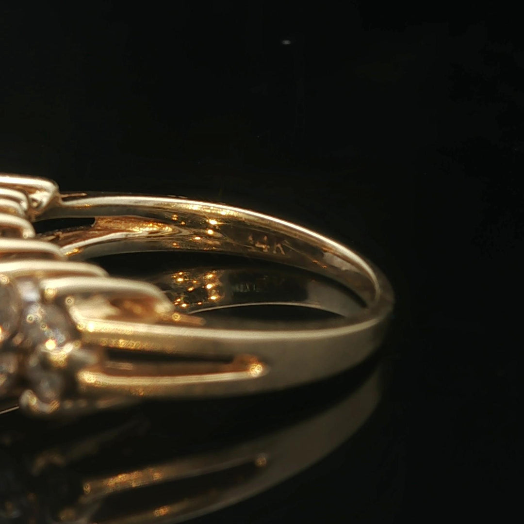 14k Yellow Gold and 1cttw Diamond Vintage Ladies Cluster Ring Size 6.5