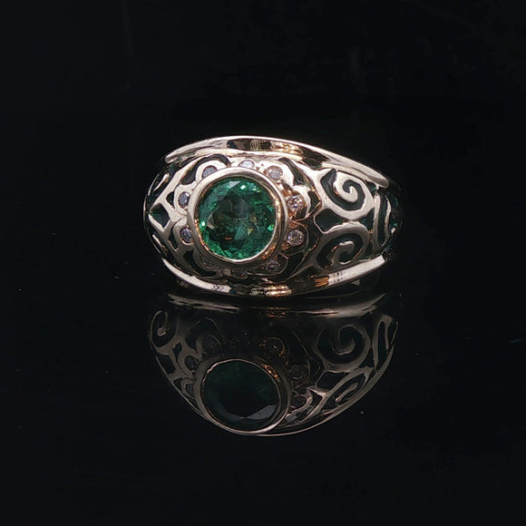 14k Yellow Gold Black Enamel Emerald and Diamond Vintage Men's Ring Size 11