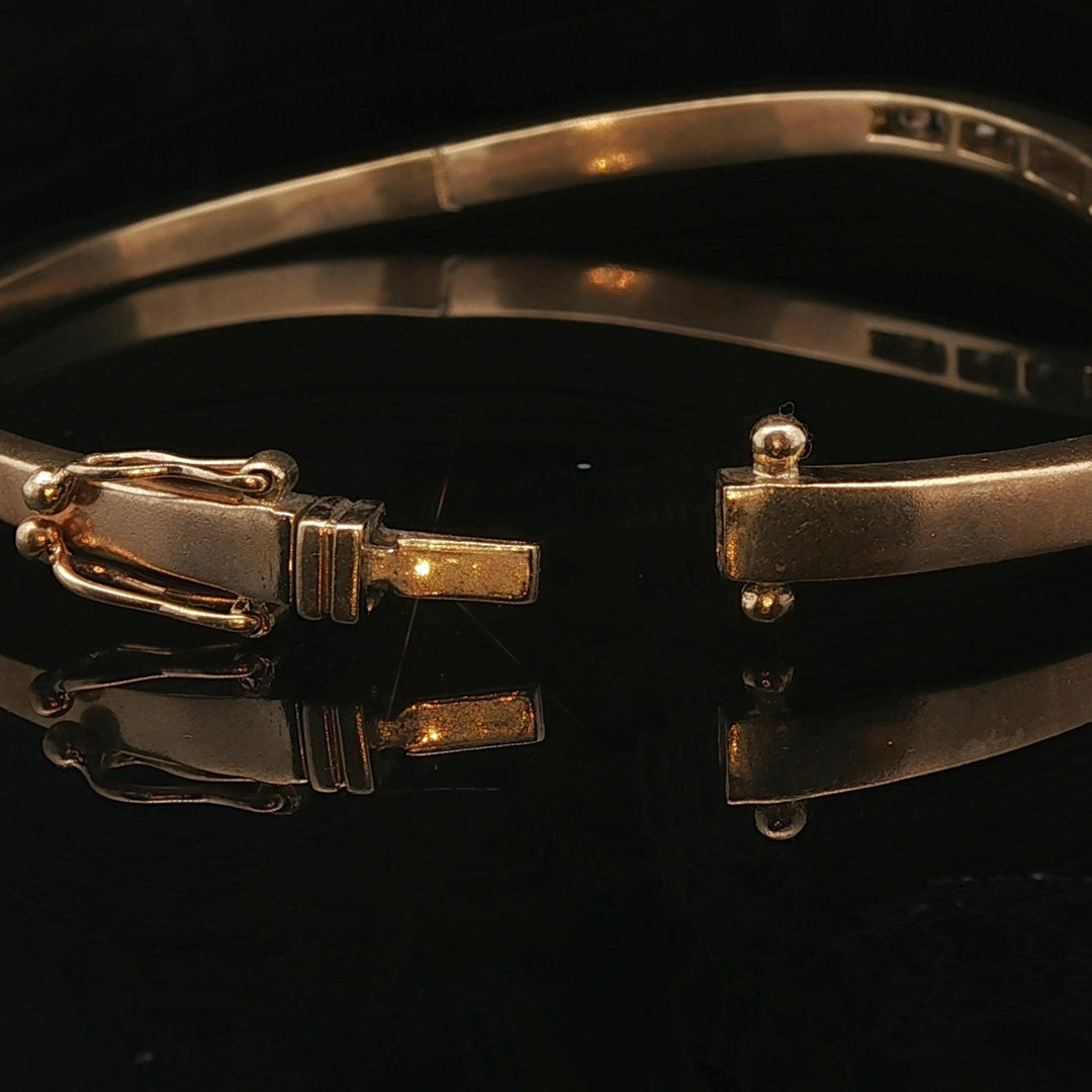 14k Yellow Gold 16.7g and 1cttw Diamond Vintage Bypass Bangle Bracelet 6.75"