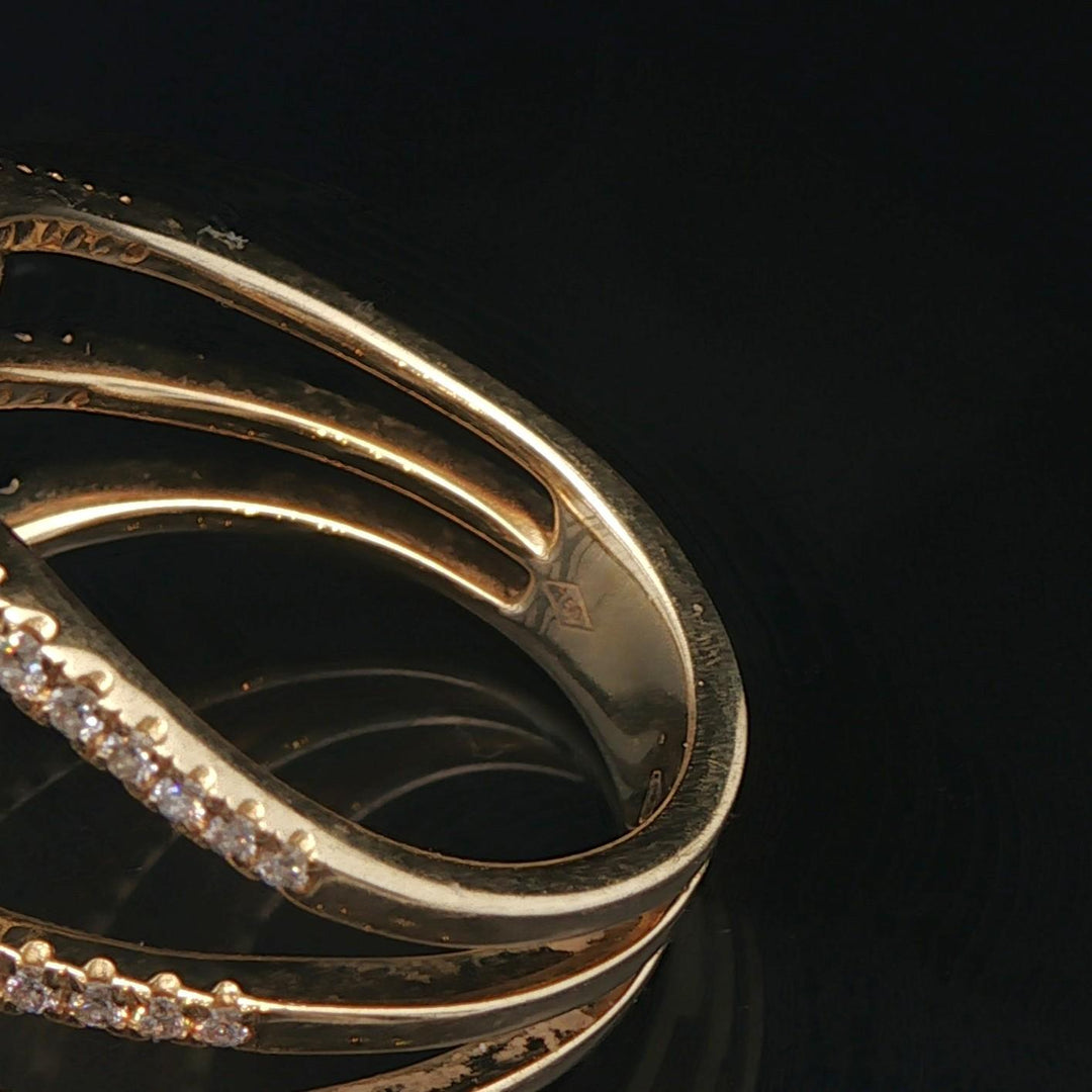 18k Yellow Gold and 1.5cttw Diamond Crossover Band Ring Size 6.5