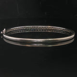 18k White Gold and 0.88cttw Baguette Diamonds Bangle Bracelet 6.5"