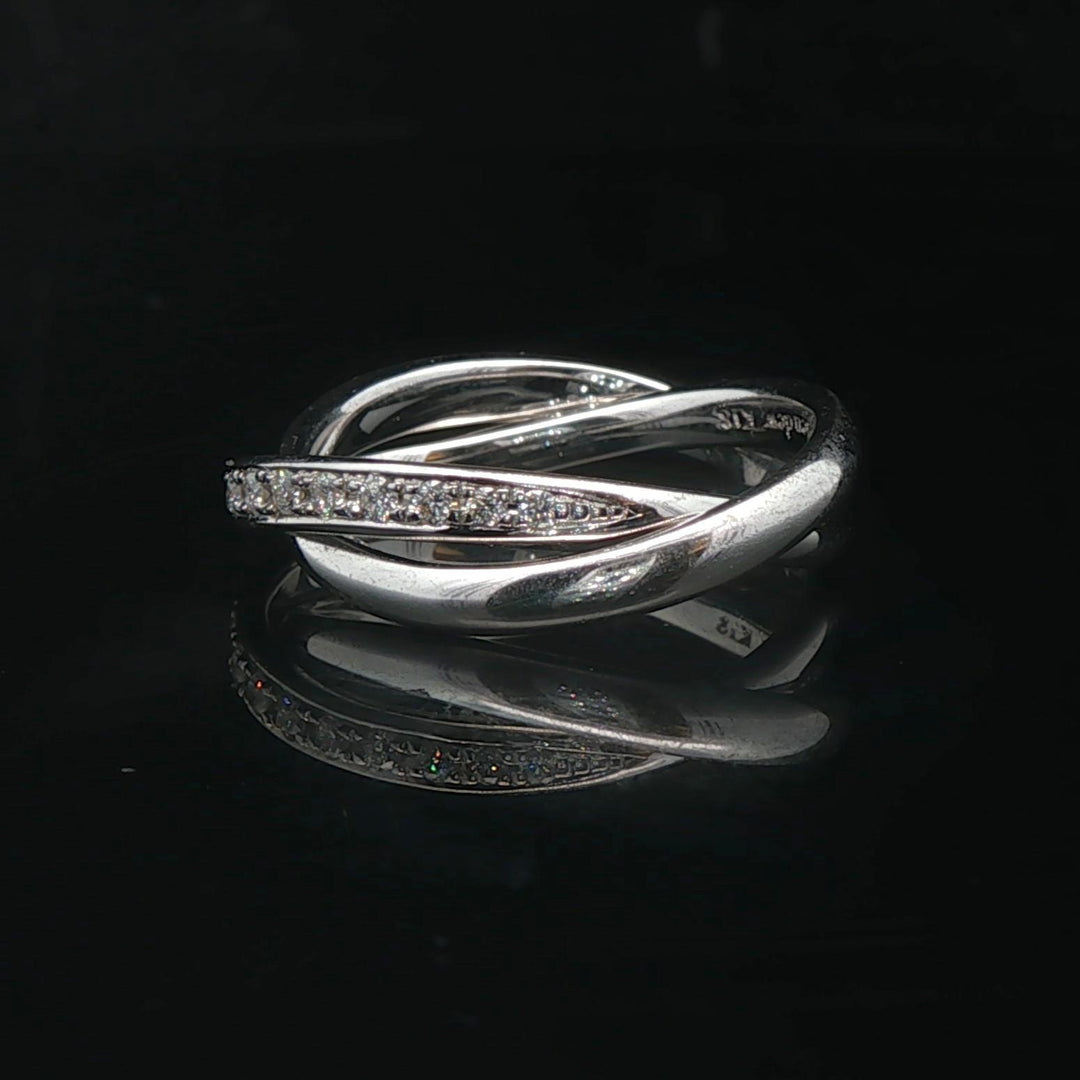 18k White Gold and Diamond Crossover Band Ring Size 4