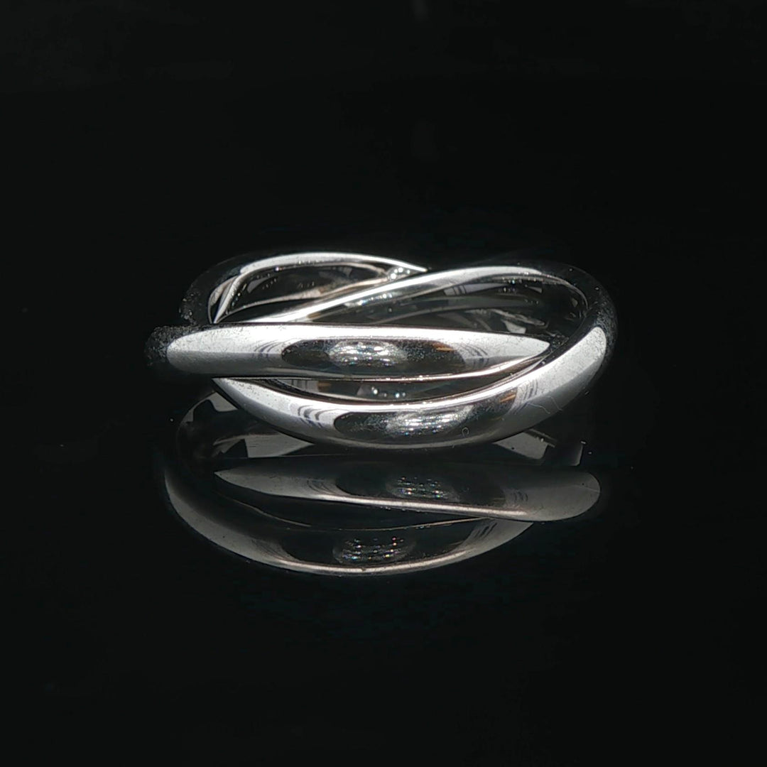 18k White Gold and Diamond Crossover Band Ring Size 4