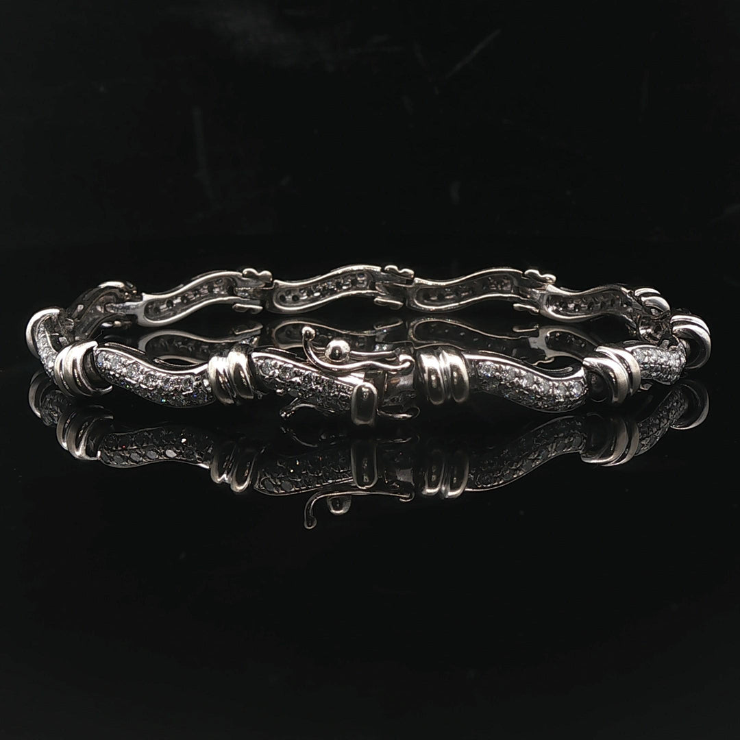 18k White Gold and 1.5cttw Diamond Curved Bar Link Bracelet 7"
