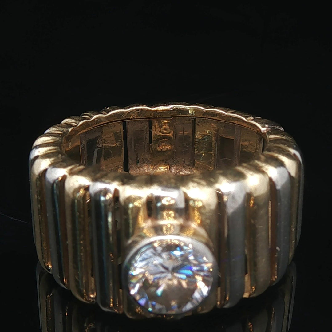 18k Yellow and White Gold 0.30ct Bezel Set Diamond Ladies Ring Size 3