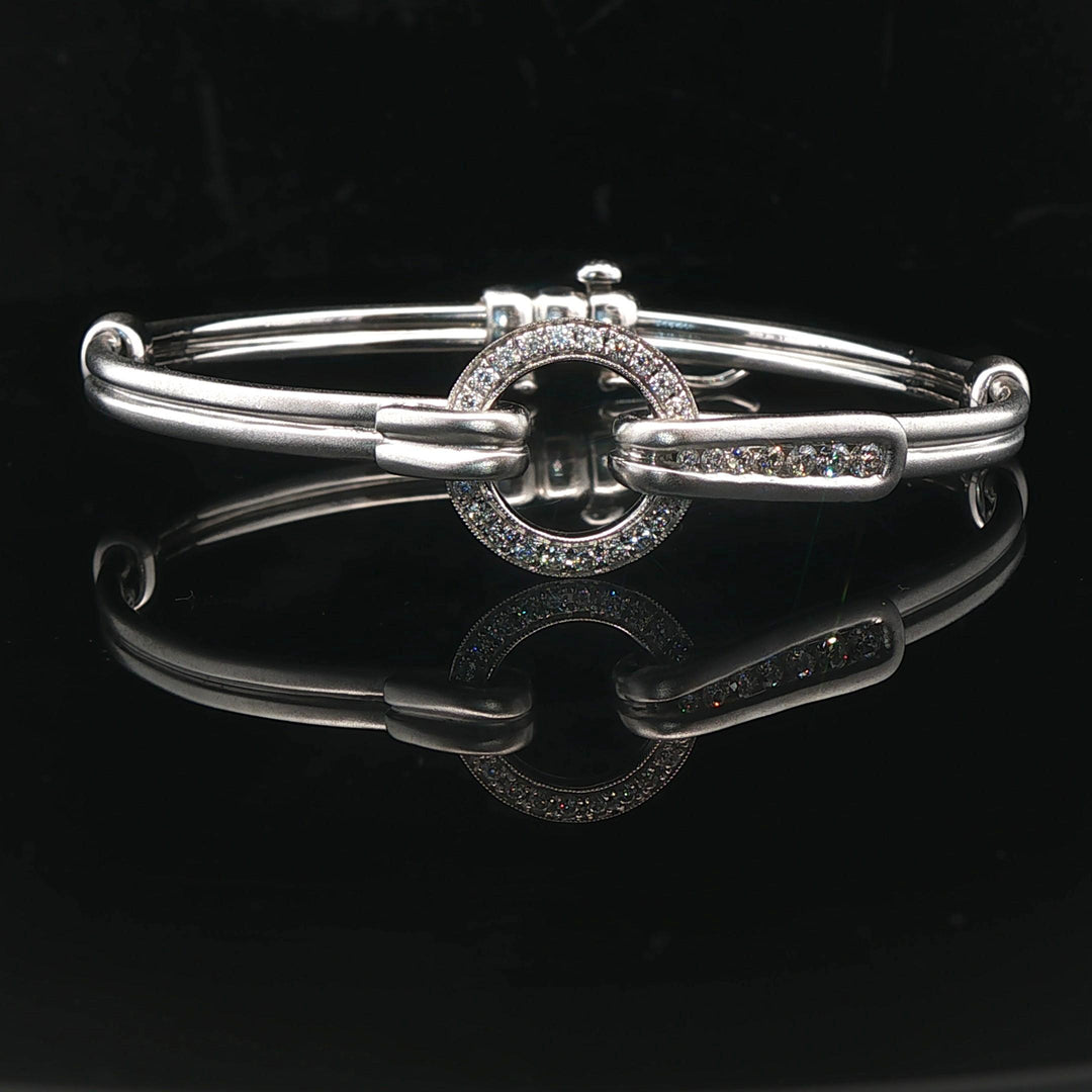 18k White Gold and Diamond 20.5g Circle Motif Bangle Bracelet 6.25"