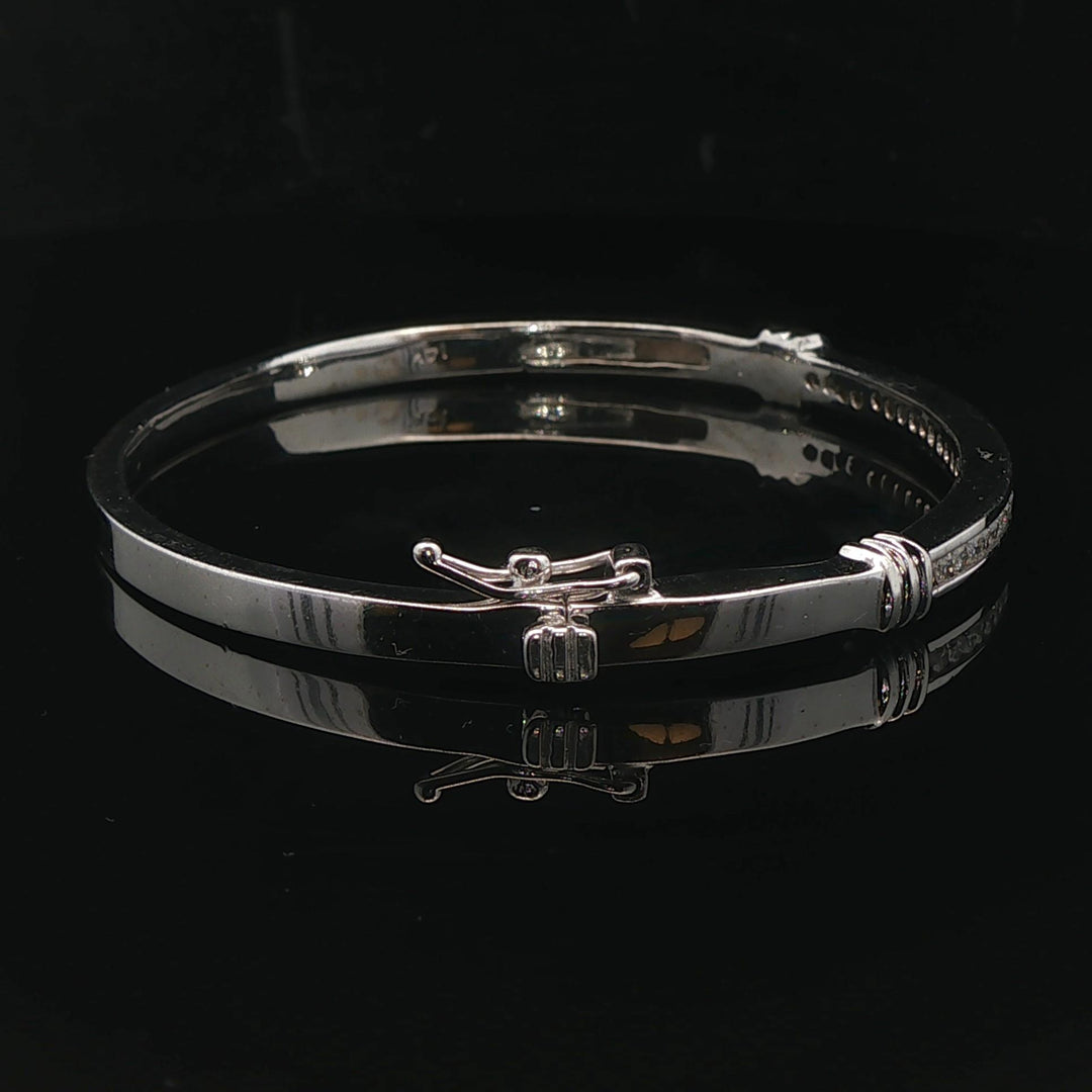 14k White Gold and 0.50cttw Diamond 18.6g Solid Bangle Bracelet 6.75"