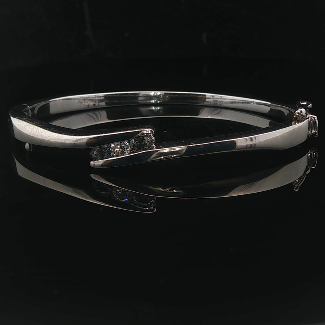 14k White Gold Iolite and Diamond 18.3g Solid Bypass Bangle Bracelet 6.75"