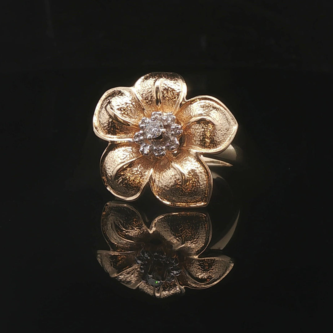 14k Yellow Gold and Diamond 5.7g Floral Ring Size 6