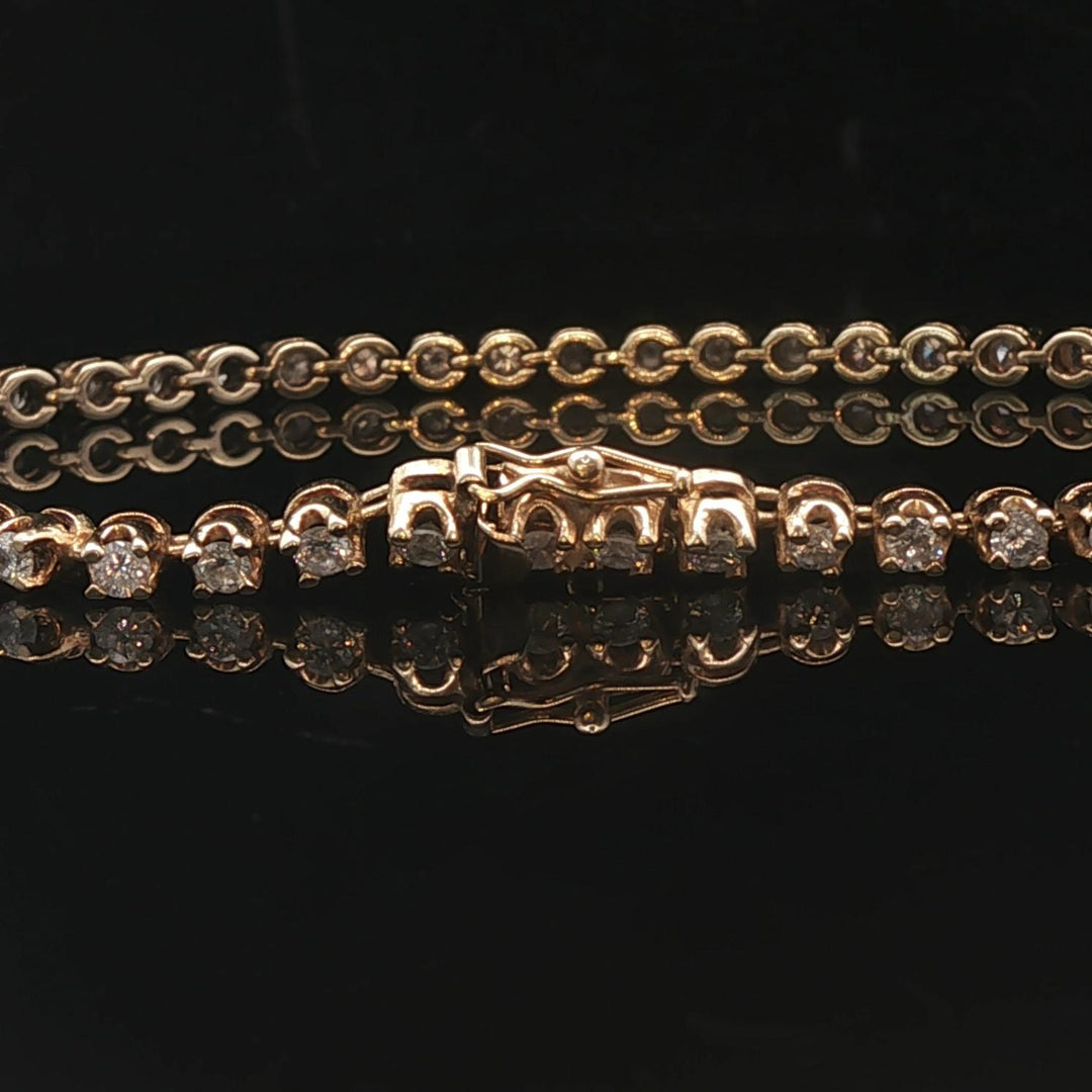 14k Yellow Gold and 2cttw Diamond Vintage Tennis Bracelet 7.75"