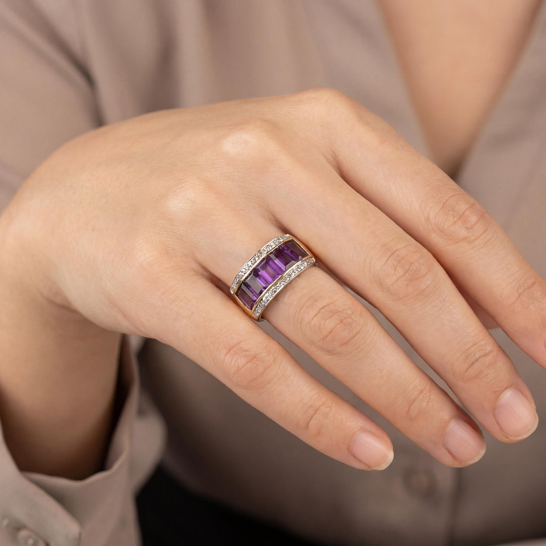 14k Yellow Gold Amethyst and Diamond Ladies Band Ring Size 6