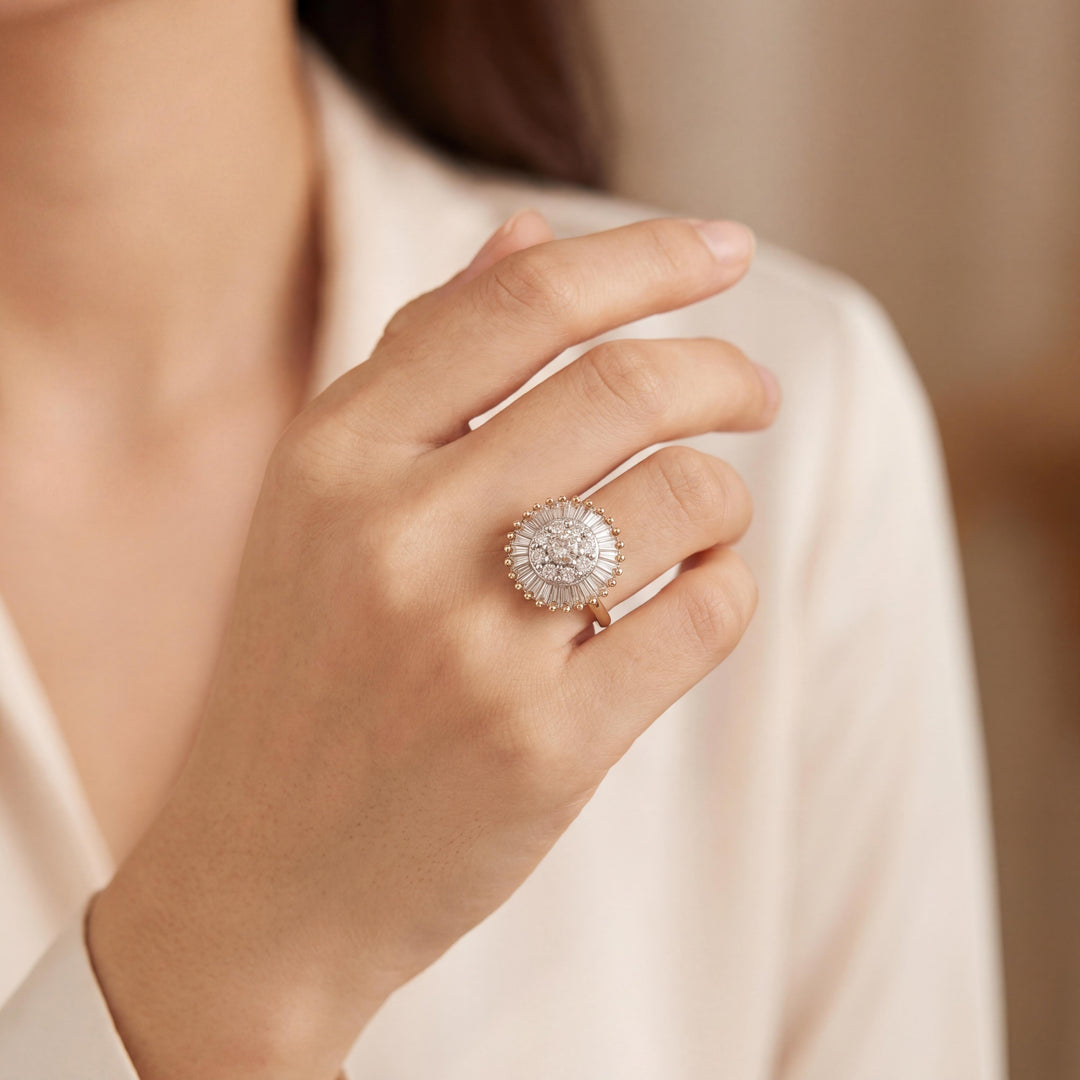 14k Yellow Gold and 2cttw Round and Baguette Diamond Vintage Ring Size 8