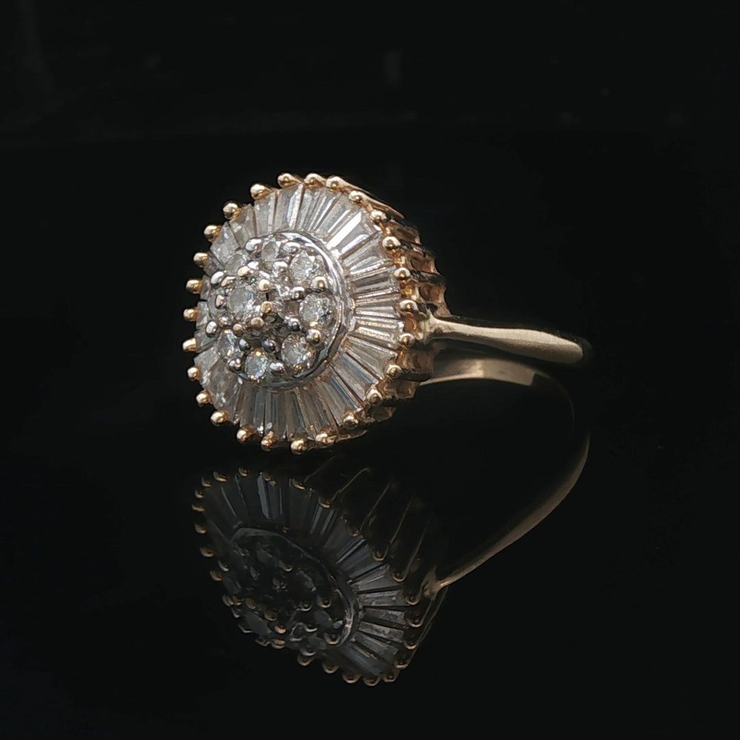 14k Yellow Gold and 2cttw Round and Baguette Diamond Vintage Ring Size 8