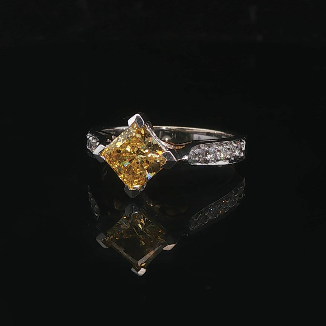 14k White Gold Lemon Quartz and Diamond Ring Size 6.25