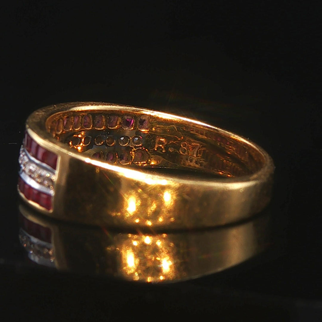 18k Yellow Gold 0.87cttw Ruby and 0.07cttw Diamond Band Ring Size 6.5