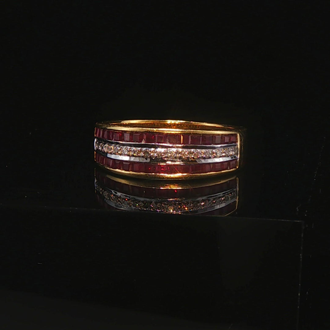 18k Yellow Gold 0.87cttw Ruby and 0.07cttw Diamond Band Ring Size 6.5